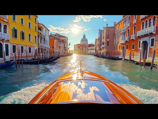 The most emotional trip I've ever been on in Italy - Venice Canal Tour