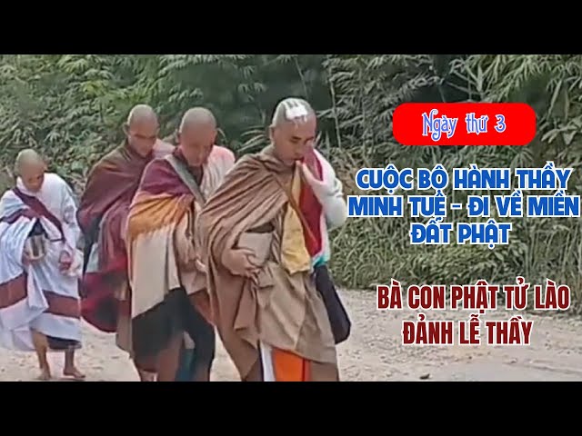 Ngày thứ 3 hành trình về đất Phật -  Đông đảo Phật tử tại Lào đến đảnh lễ thầy Minh Tuệ