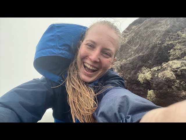 Hiking La Grande Soufrière, an active volcano in Guadeloupe | + woke up by 5.0 magnitude earthquake