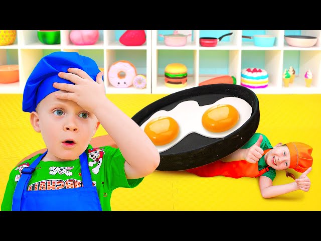 Oliver aprende a preparar el desayuno | Jugando a la cafetería