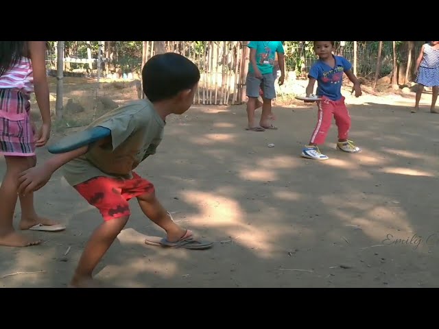 "Slipper Game" Traditional Filipino Game in the Philippines/Larong Pinoy (part1)