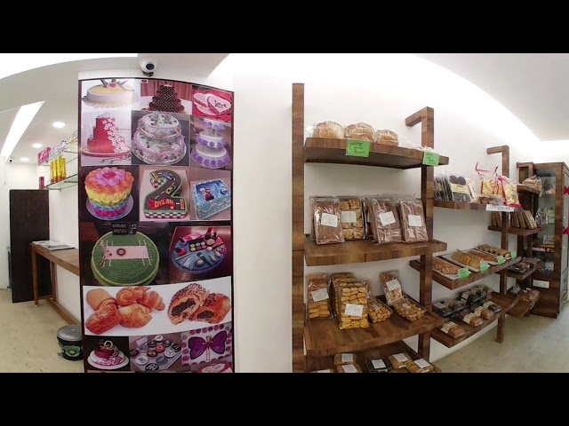 Front street cake shop mulund (360° video)