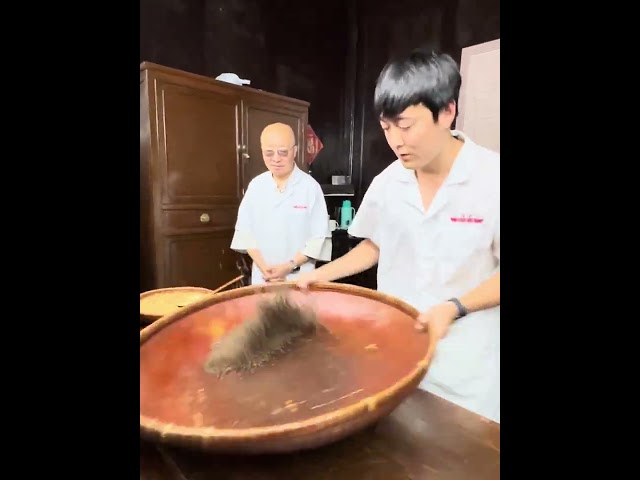 Fanwan, or '泛丸', a traditional technique to make Chinese medicine - Echo's tour of Hangzhou