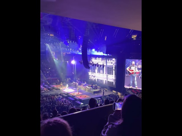 Hootie & the Blowfish in Raleigh "Time" at PNC Arena for NHL Stadium Series pre-concert