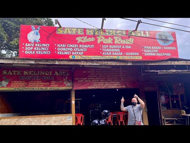 MAKAN SATE KELINCI DI LEMBANG BANDUNG