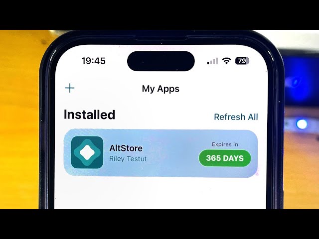 How To Setup & Use AltStore on iPhone & iPad! [Full Tutorial]