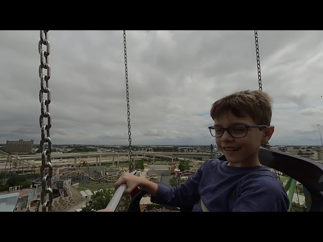 Skyscreamer at Six Flags in virtual reality