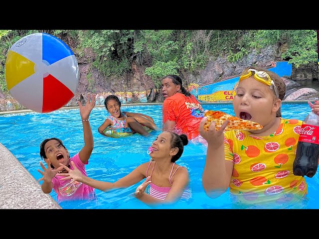 LAS VACACIONES DE LA ESCUELA 😍💦 *El Día de Piscina* 🏊🏼‍♀️🌴🌤️ ( Nueva Película )