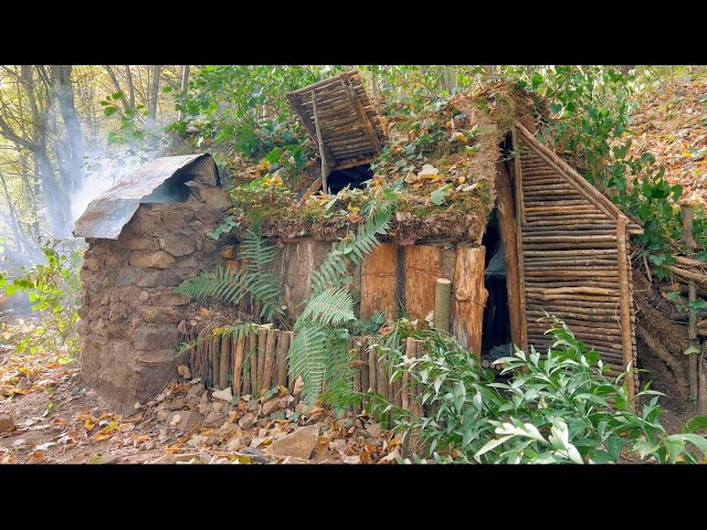 Overnight in the shelter, Survival shelter build, solo bushcraft camp, wilderness, fireplace dinner