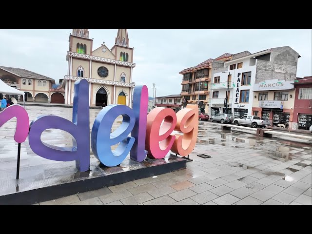 Exploring The Small Unique Towns & Creative Culture Of Ecuador -  Learning From Local Shop Owners