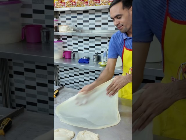 HANDMADE Egg, Onion, and Banana Roti Canai in Kuala Lumpur!