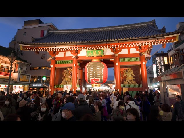 Tokyo Night Walk through Busy Asakusa to Quiet Sumida [4K]