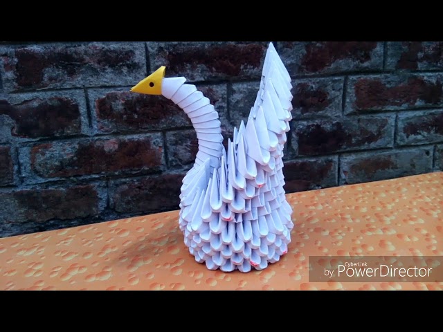 3d origami Swan