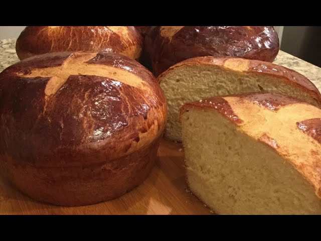 The Best Portuguese Sweet Bread Recipe (Massa Souvada)