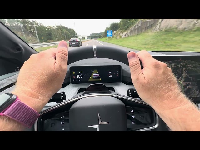 Pilot Assist and Steering Assist on Polestar 4