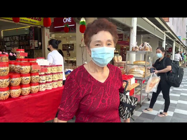 CHINESE NEW YEAR 2023 SHOPPING:EXPLORING MORNING WET MARKET AND CNY 2023 SHOPPING AT BEDOK CENTRAL