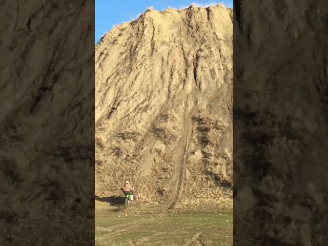 Guy Shows Amazing Balance And Reaches Mountain Top With Dirt Bike