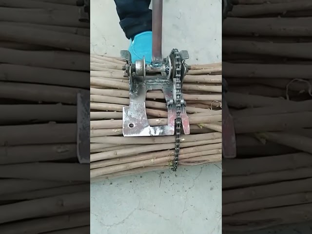 Easy binding process of wood with a practical tool