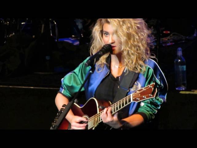 Daydream - Tori Kelly Live @ Fox Theater Oakland, CA 5-19-16