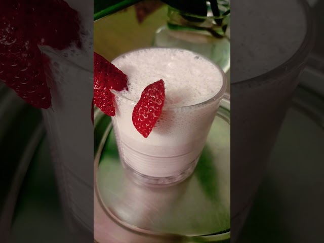 #Strawberry shake#trending#video #viralvideo #trending #trending #trending #trending #trending #tren