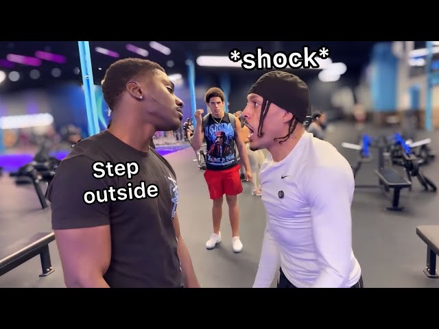 Cocky Streamer Tries & FAILS To Initimidate Gym Worker