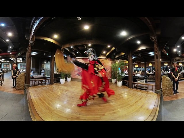 Sichuan Mask Changing at Baguobuyi restaurant Shenzhen