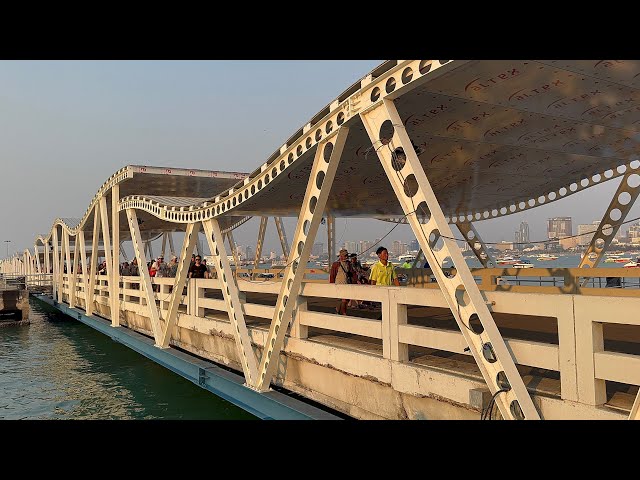 Most Beautiful Pattaya Ship 🚢 Yard & Pattaya Port, Water 💦 Bridge 🌁 To Coral 🪸 Island 🏝️