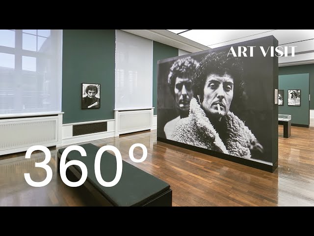 Helmut Newton Foundation | Alice springs Retrospective | VR exhibition 8K 360