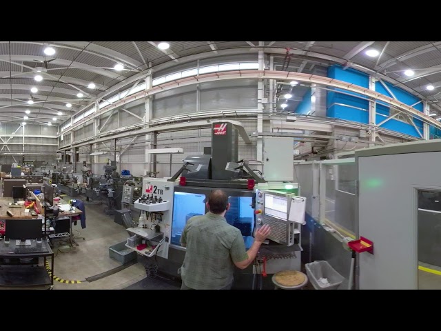 Behind-the-Scenes: Machine Shop in 360 degrees