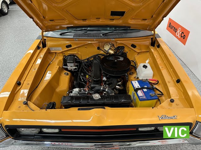 1972 Chrysler Valiant VH Charger 770 Coupe - Engine Video