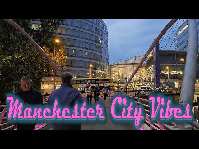 Manchester ** City Vibes & Funky Beats ** Walking & People Watching * Exploring Culture & Cityscapes