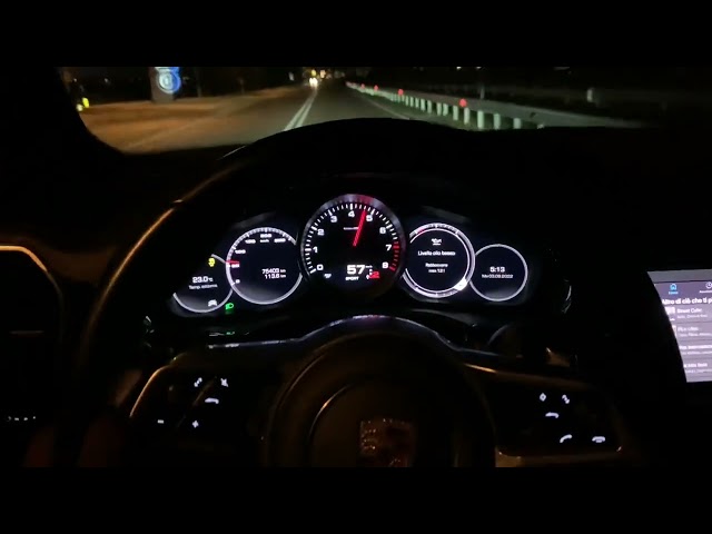 Porsche Cayenne 2022 0-100 Acceleration Launch Control