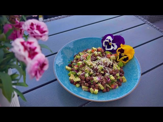 Black Gram Avocado  Salad | Summer #salad | Why do I stopped doing #Punjabi voiceovers on my videos?