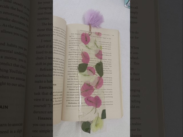 Bogenvilla bookmark undakkiyalo #shorts #youtubeshorts #trending #kpop #bts #diy #craft #papercraft