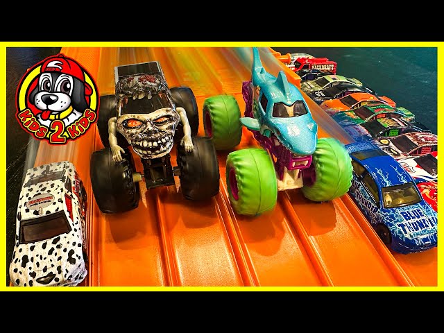 MONSTER TRUCKS VS RACE CARS - Our FAVORITE Monster Jam & Hot Wheels Racerverse RACING COMPILATION