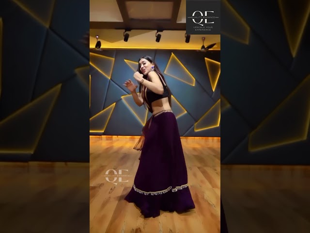 Hot Instagram Trending Reels | Hot Kashika Sisodia navel dance #actress #navel #tiktok #saree