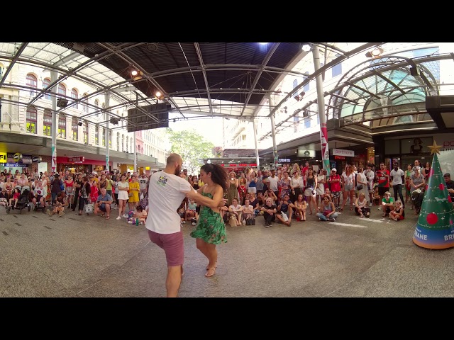 Beautiful Samba de Gafiera performed by Juliana Lima and Rafael Pitarello