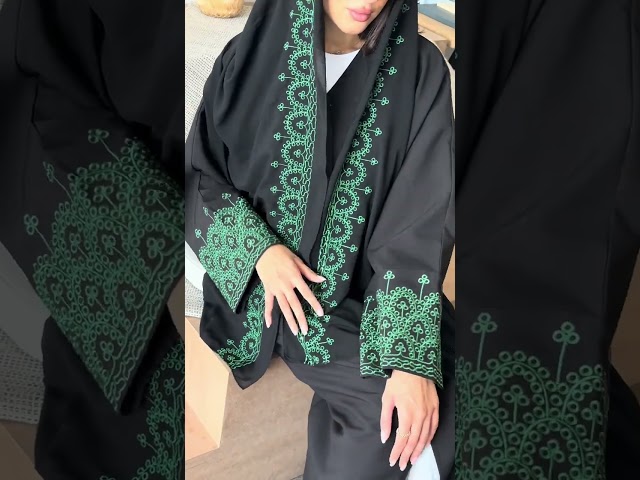 Arabesque Green Abaya