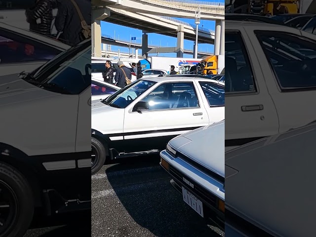 Takumi expanded the delivery fleet 🤣 #ae86 #trueno #levin #hachiroku #initiald