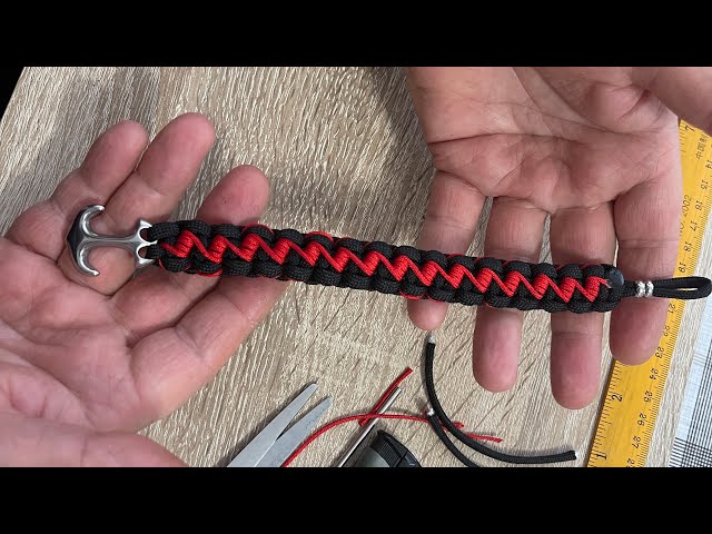 How to make cobra paracord bracelet tutorial.  #paracord #paracordtutorials #diy