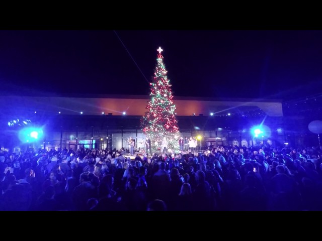 2016 Saddleback Church Christmas Tree Lighting