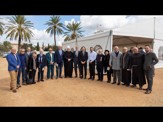 ‘Akká mayor and religious leaders honor ‘Abdu’l-Bahá at ceremony | BWNS