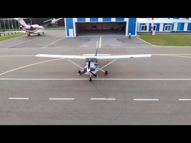 8. Самолет Cessna 182T - готов к старту