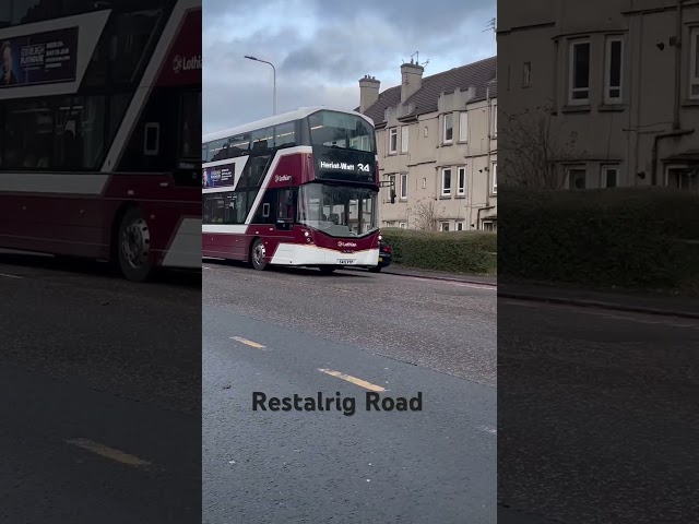 Lothian Bus 34 at the top of Restalrig Road