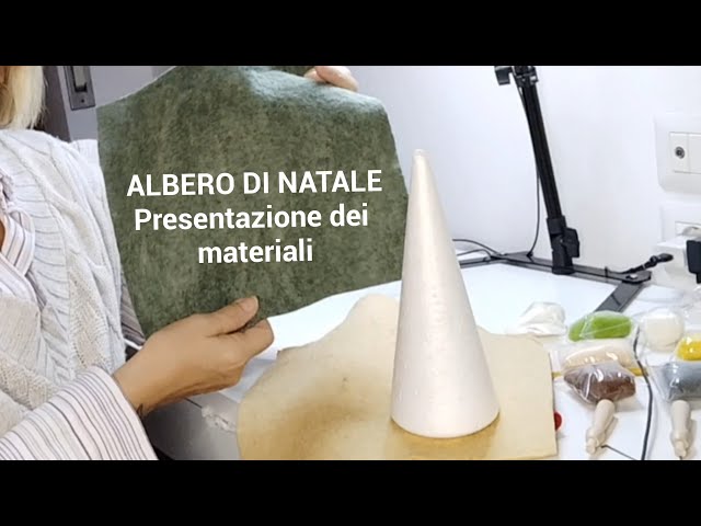 Anteprima albero di natale infeltrimento ad ago #christmastree #needlefelting #christmas