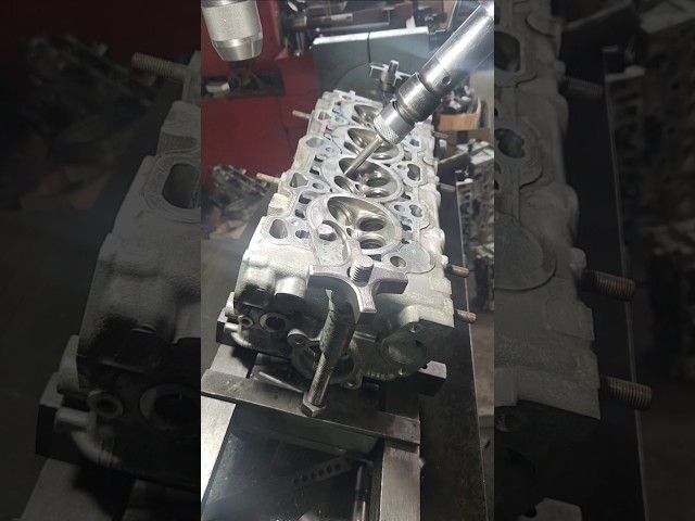 Rebuilding A Mitsubishi Head #repair #satisfying #engine #machining