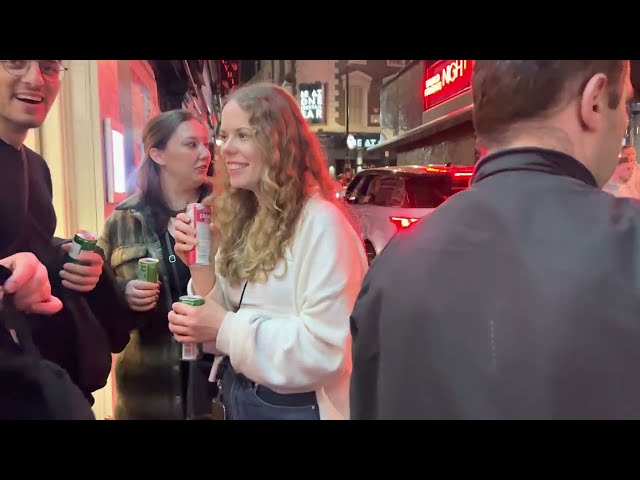 London Walk at Midnight, London Nightlife in Soho Central London, Piccadilly,  Leicester Square [4K]