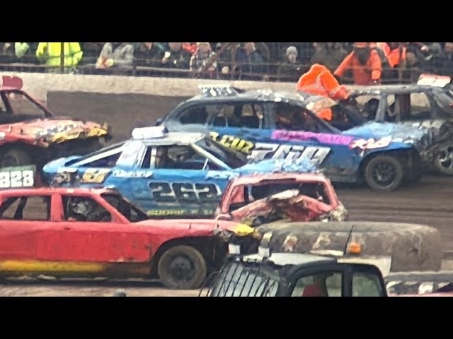 Unlimited Bangers from Icebreaker highlights of spins and crashes of all 5 races kings Lynn 2025