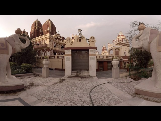 360 video: Elephant Statues at Lakshmi Narayan, Delhi, India