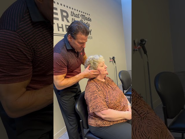 CRACK! Instant TMJ Relief with This Jaw-Dropping Chiropractic Adjustment#asmrsounds#chiropractic